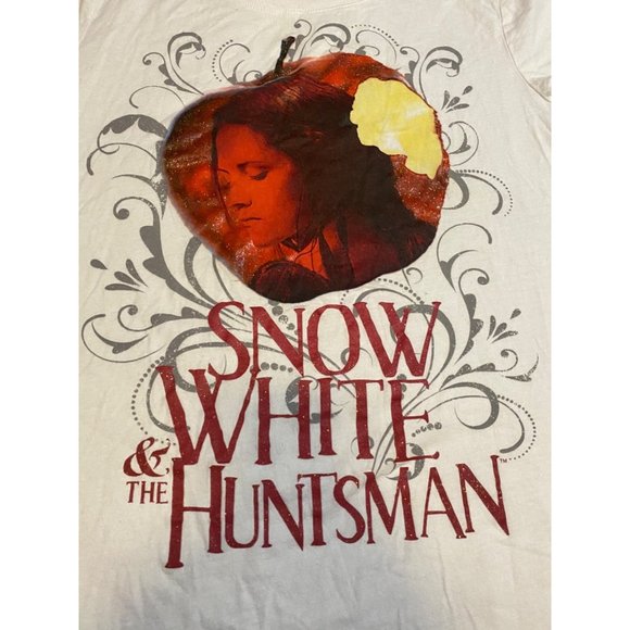 Kristen Stewart "Snow White & The Huntsman" Glitter Shirt - Picture 2 of 5
